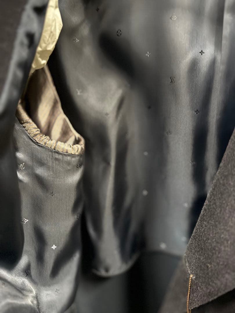 ②Louis Vuitton ネイビー ピーコート(新品未着用)48サイズ