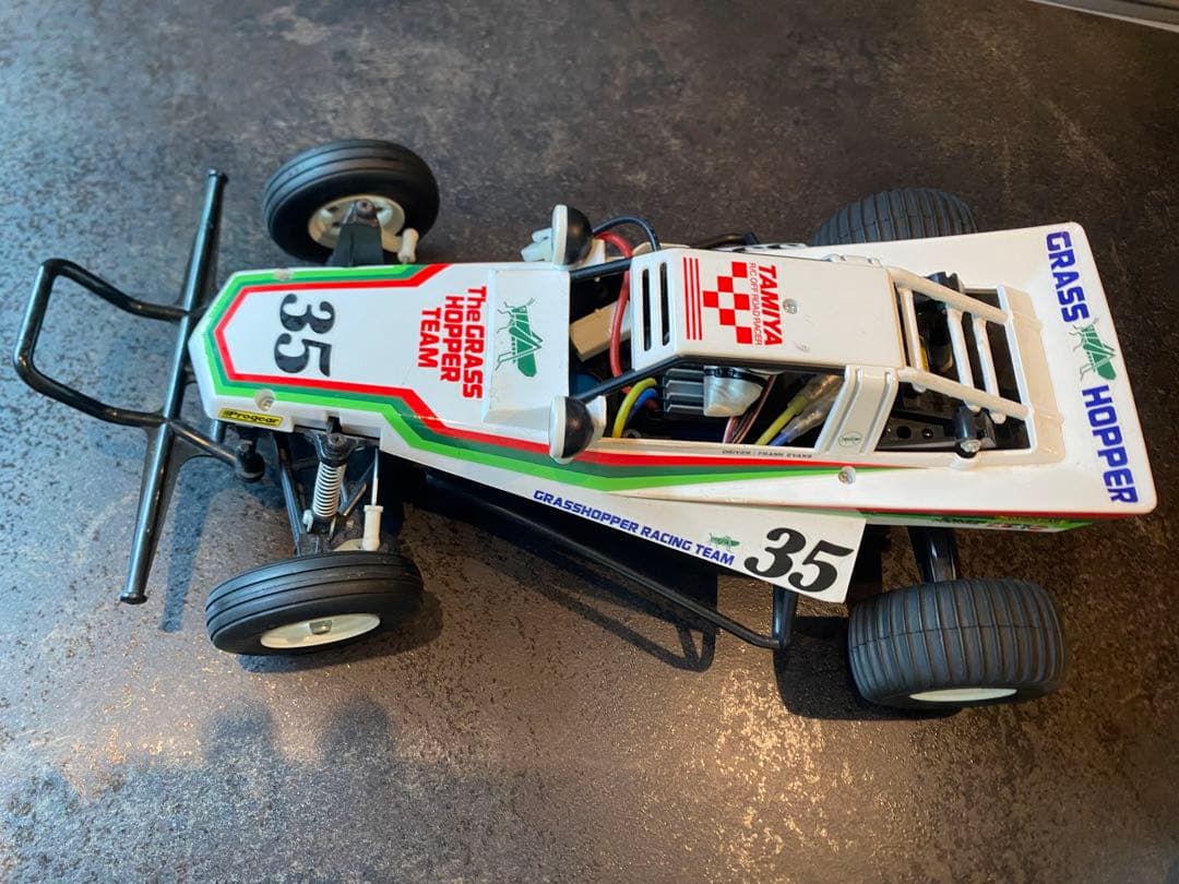 Grasshopper ラジコンカー 35