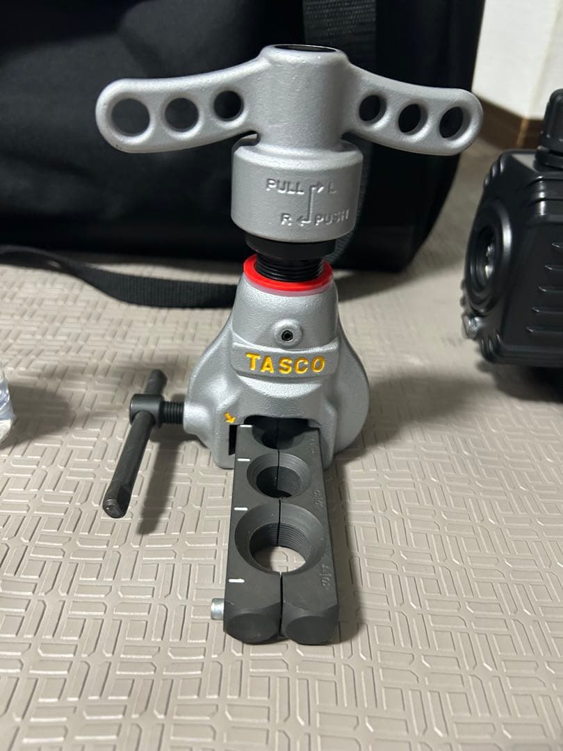 イチネン TASCO エアコン工具セット TA23AB 真空ポンプ逆止弁付 ほか