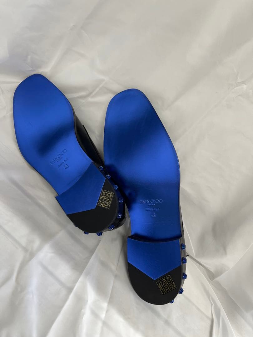 ジミーチュウ STEFAN ブラック/ポップブルー 43（期間限定特価）18日迄