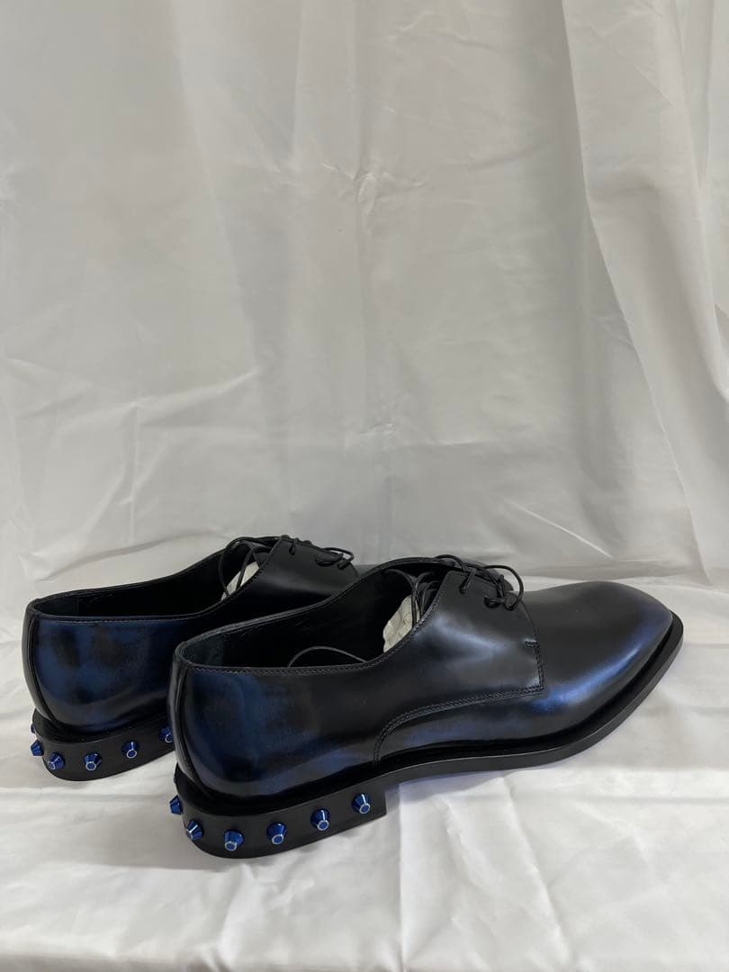 ジミーチュウ STEFAN ブラック/ポップブルー 43（期間限定特価）18日迄