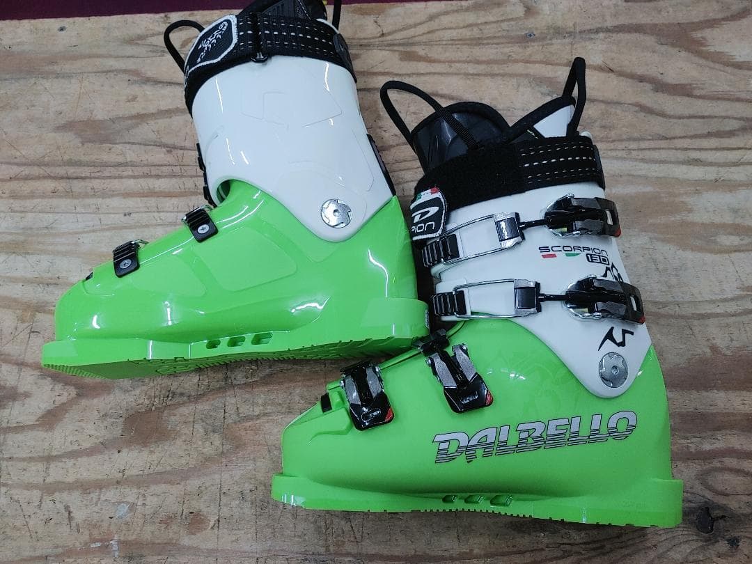 スキー 25-25.5 Dalbello Scorpion 130