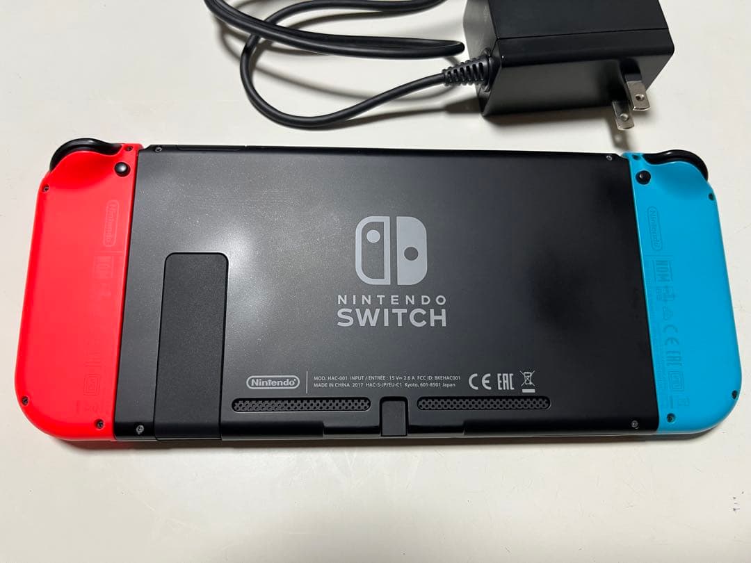 初代Nintendo Switch 本体 青/赤 付属品完備　他社ケース付き