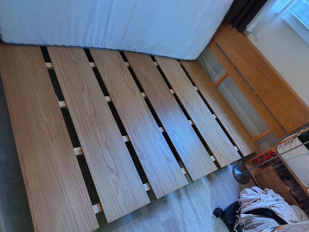 【札幌引取送料無償・その他地域送料要相談】ニトリベッドフレーム　クイーンサイズ