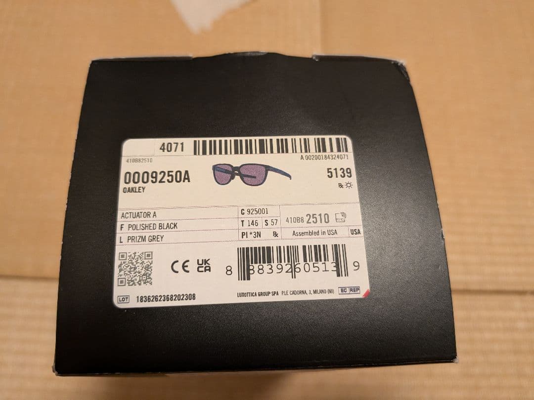 Oakley サングラス OO9250A ACTUATOR