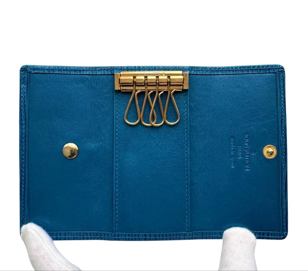ルイヴィトン　ミュルティクレ4　エピ　 キーケース　4連　青　新品に近い