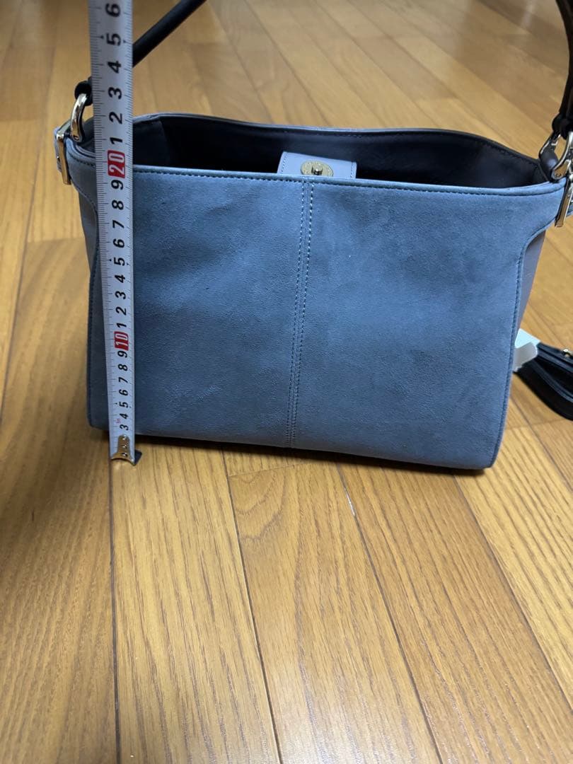 銀座かねまつ　グレー レザー ショルダーバッグ2way