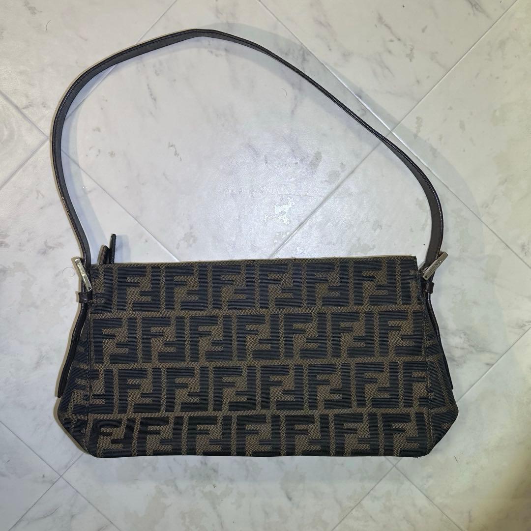 破格　fendi マンマバケット ショルダーバッグ ズッカ柄　ヴィンテージ