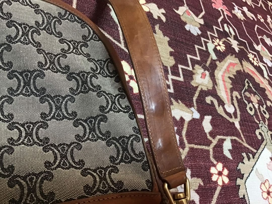 セリーヌのマカダム柄（トリオンフ）総柄　ワンショルダーバッグ　ヴィンテージ