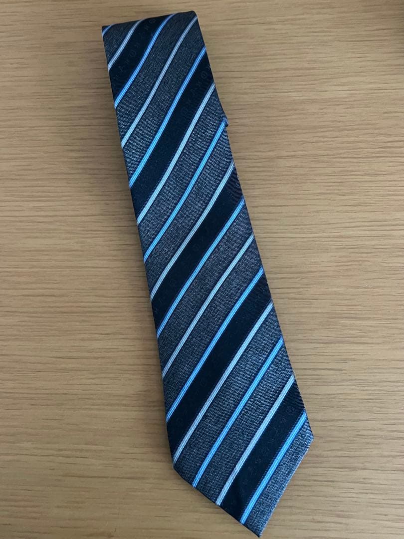 LOUIS VUITTON シルク ネクタイ ストライプ　美品