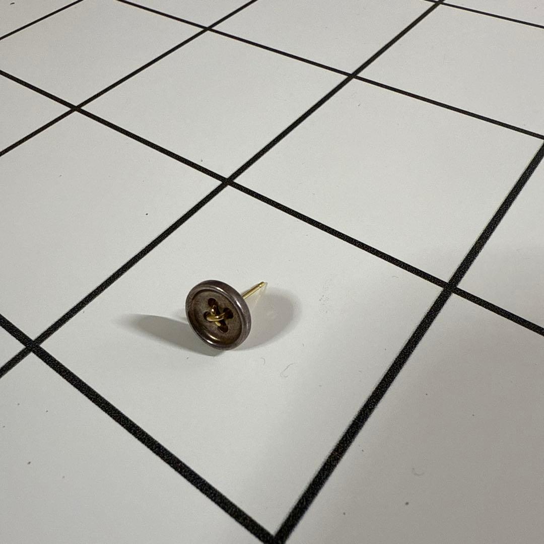 ボタン片耳用ピアス　wagamama別注