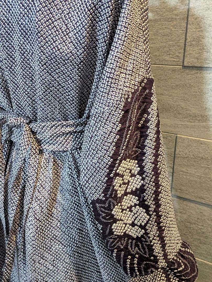 A261総絞り着物リメイクギャザーワンピース★リボン・ブローチ