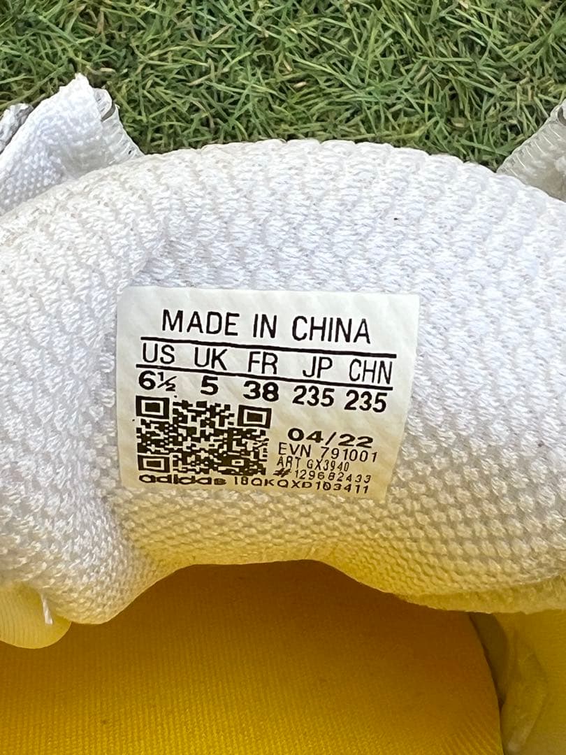 adidas レディースゴルフシューズ　23.5cm