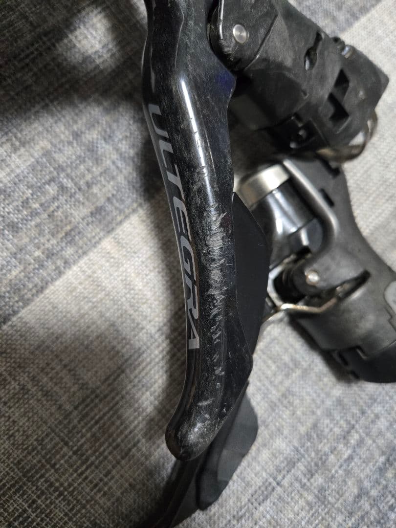 土日特別値下げ　シマノ ULTEGRA シフター・ディレイラーセットR6800