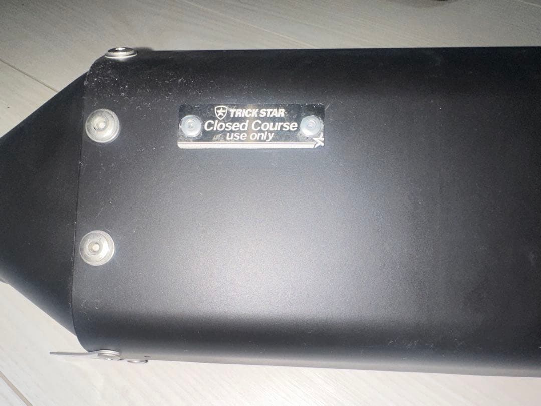 トリックスター レーシングマフラー 汎用差込み径60.5(大幅値下げ！)