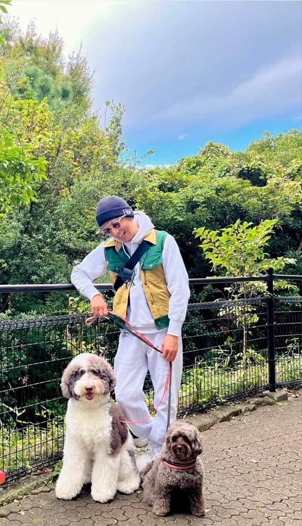 8*0様 キムタク着　ski Levis ダウンベスト　同型同色