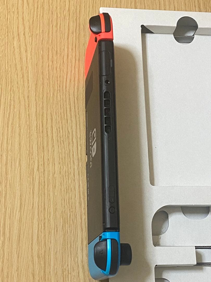 Nintendo Switch(L)ネオンブルー/(R)ネオンレッド 本体