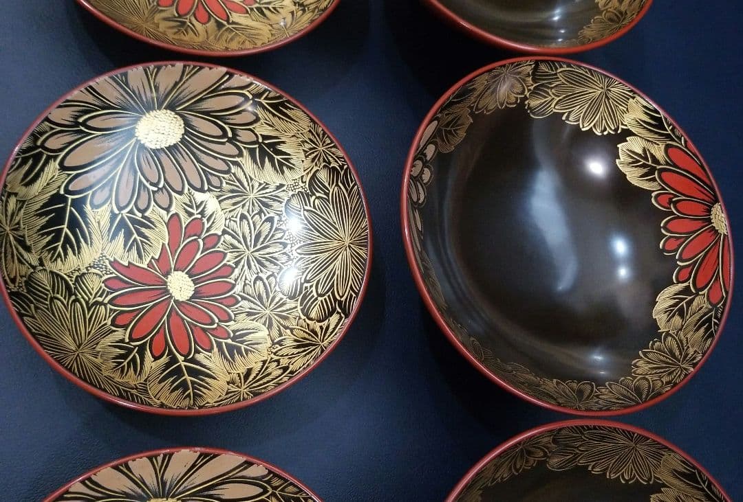 能登輪島塗 塩徳屋漆器店 菊紋沈金色蒔絵 吸物椀 懐石椀 見返し菊詰沈金 2客