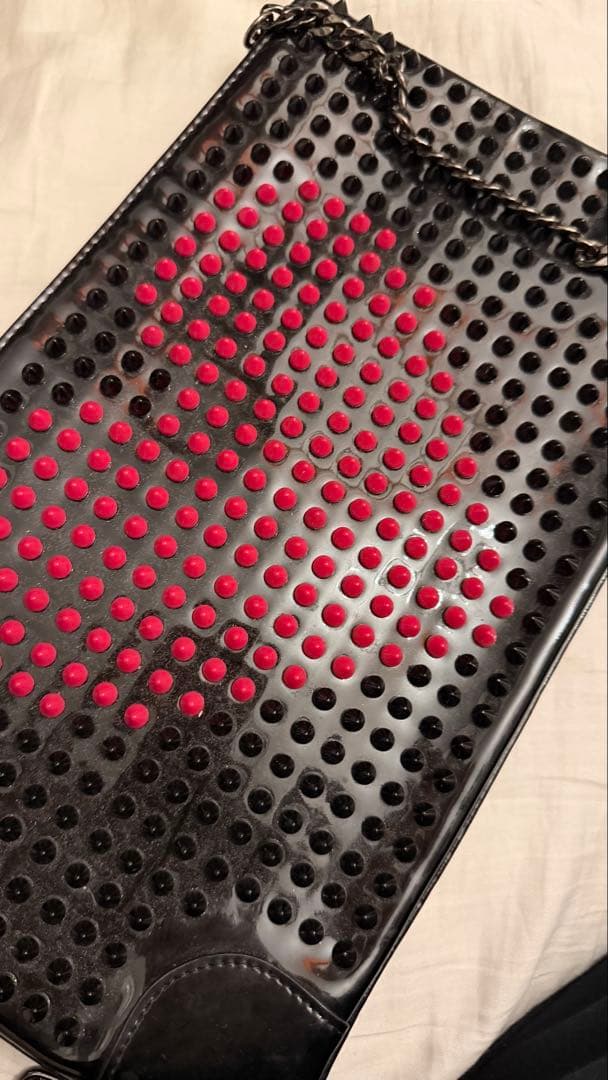 クリスチャンルブタン 2WAY クラッチバッグ ショルダーバッグ肩掛けレディース