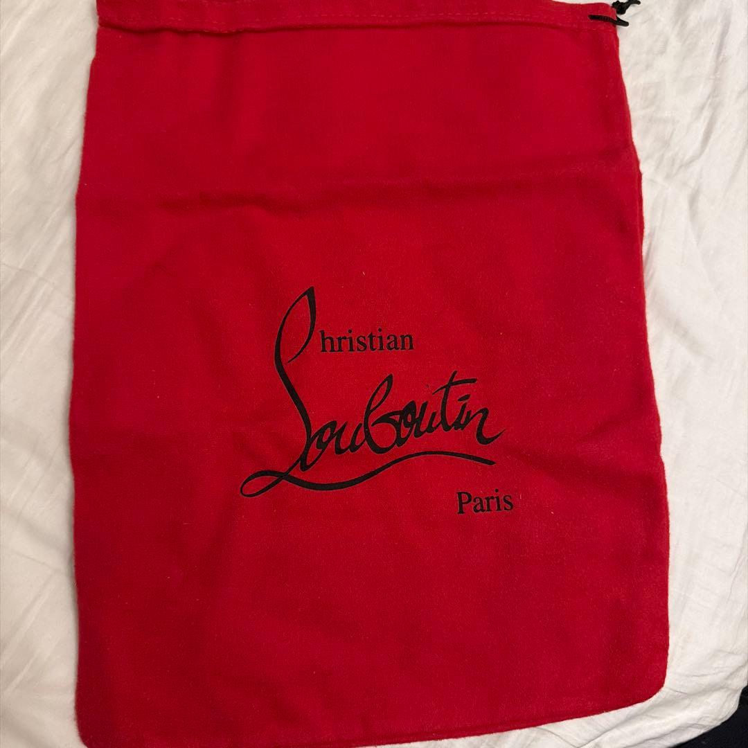 クリスチャンルブタン 2WAY クラッチバッグ ショルダーバッグ肩掛けレディース