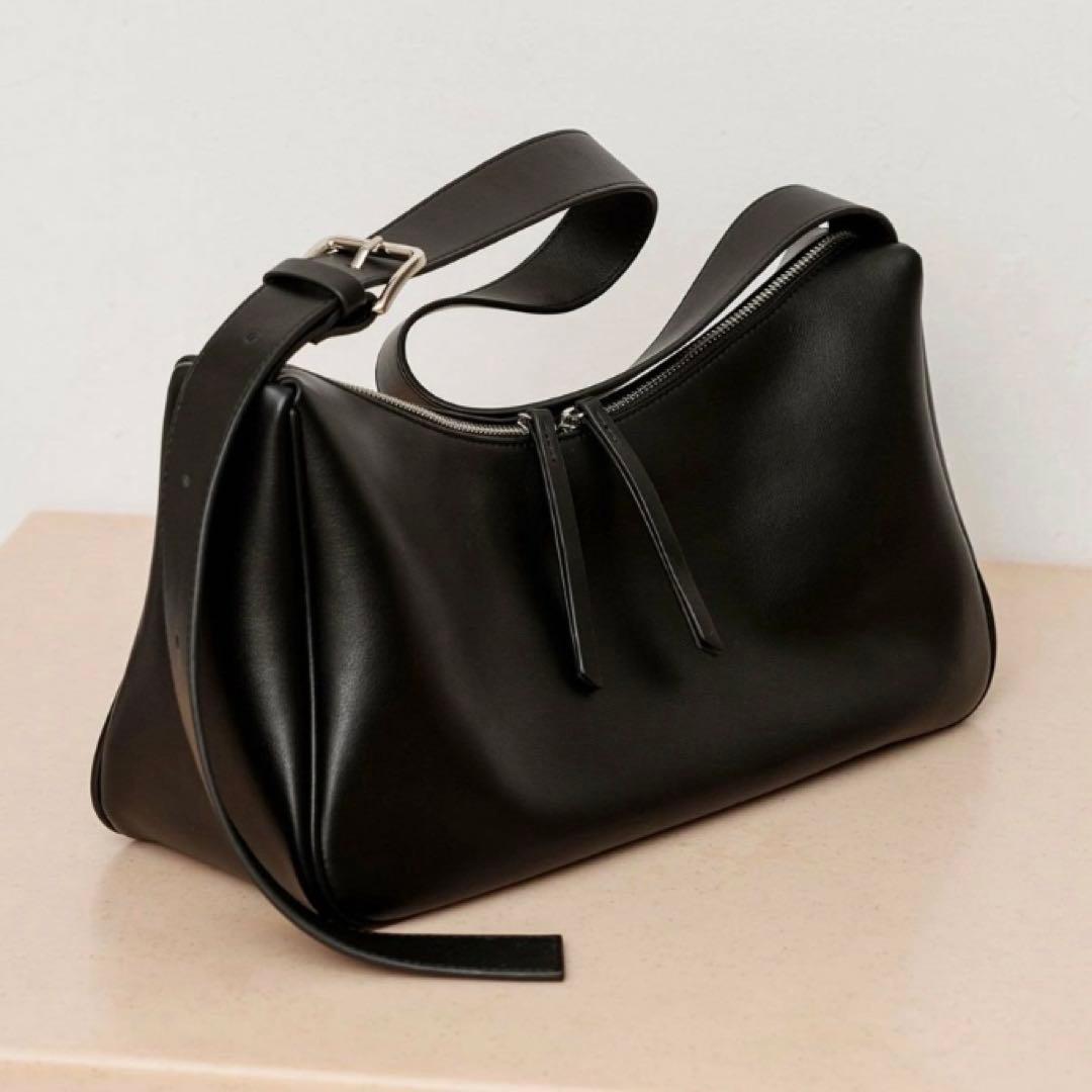 ADAM ET ROPE' FEMME スプリットレザーミドルショルダーバッグ