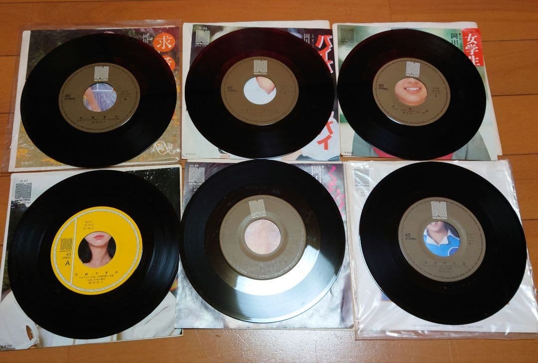 【人気盤】岡田奈々18枚セット！初回オリジナル盤！直筆サイン 見本盤 人気盤多数