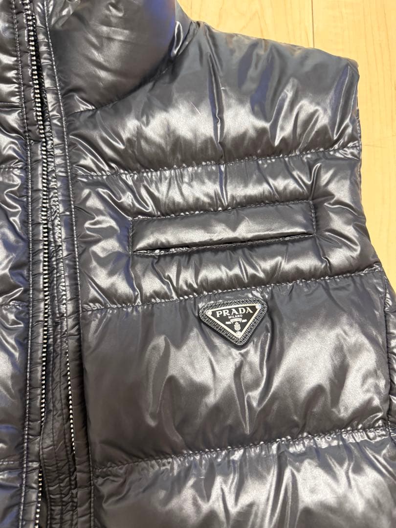 最終値下げ♡PRADA ダウンベスト