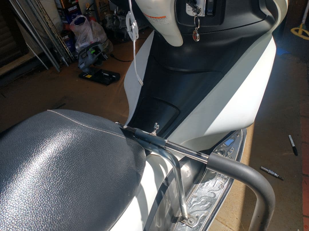 ジャイロX対応！原付二種、原付スクーター用のサーフボードキャリア