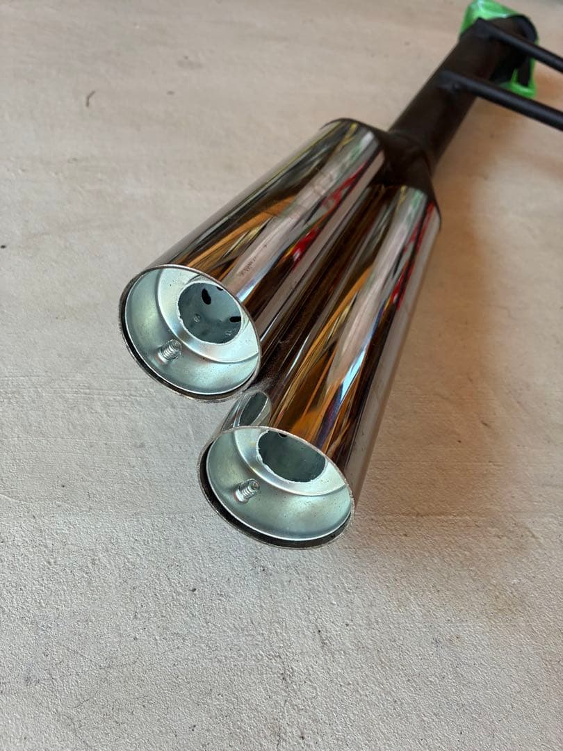 ndロードスター ワンオフ　マフラー