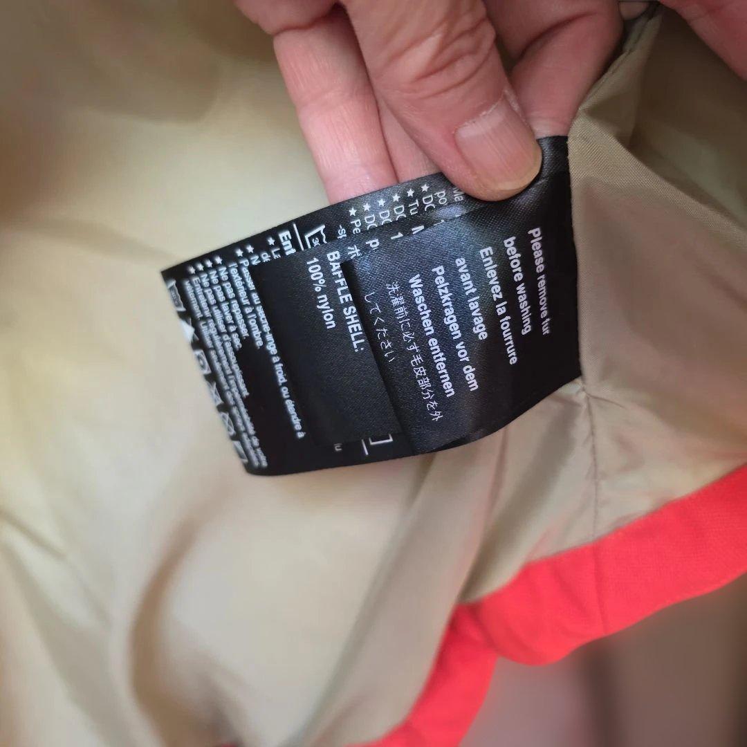 バートン　可愛いダウンジャケット（女性用）