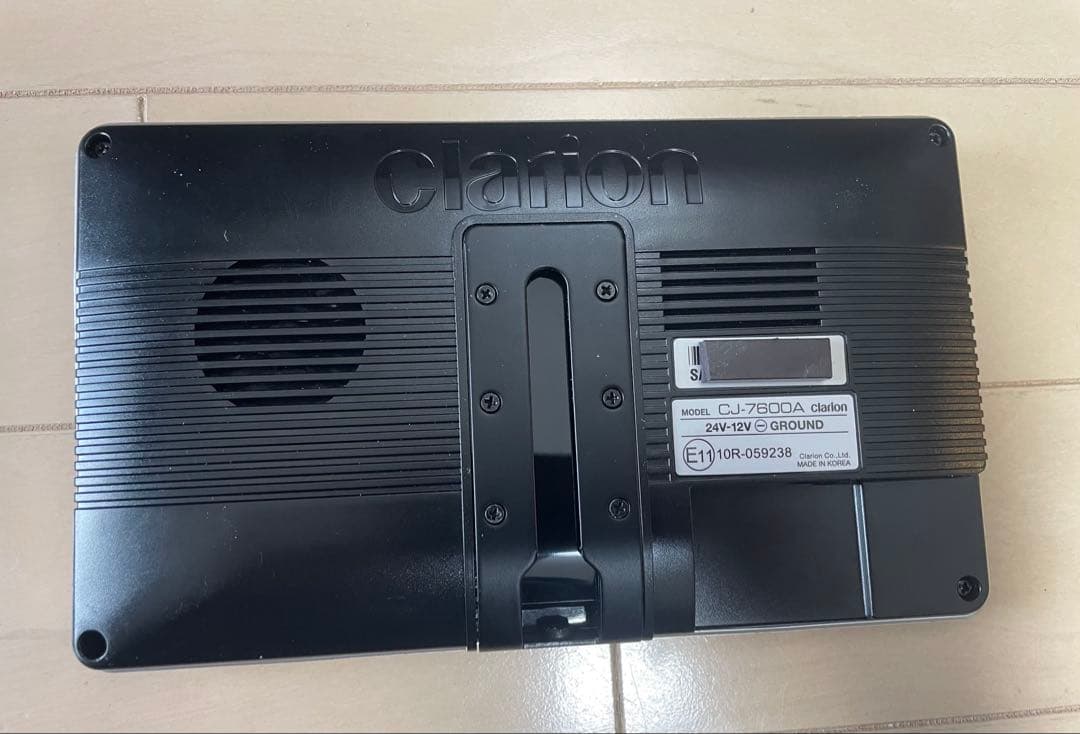 Clarion CJ7600 乗用車 トラック用モニター