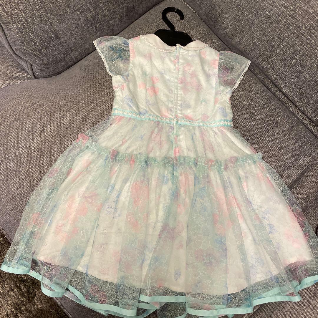 美品メゾピアノ　総レース花柄フリル付きドレス　110