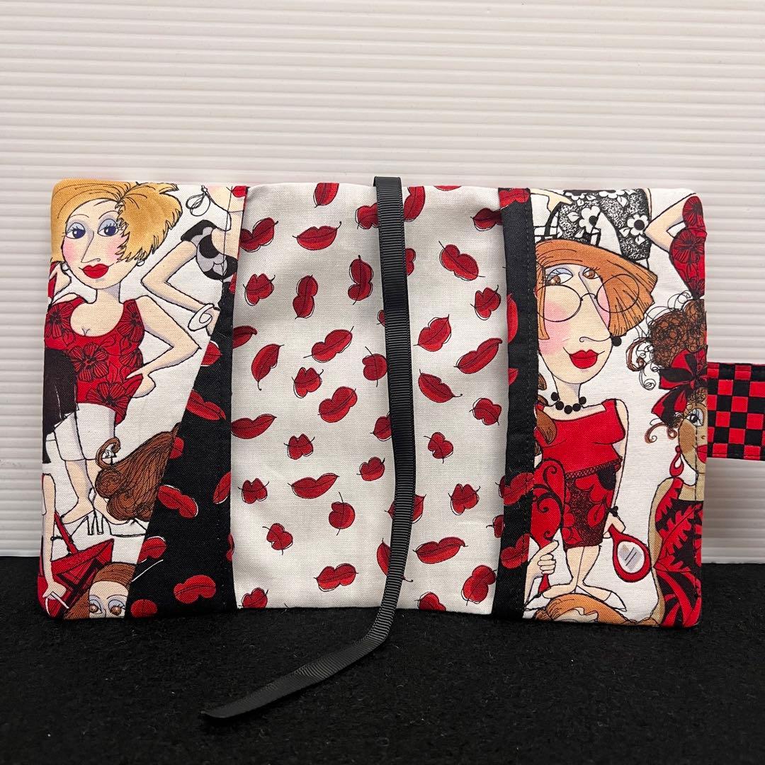 ロラライハリス(仮面レディ、サロンレディ)マルチケース(ノートカバー)