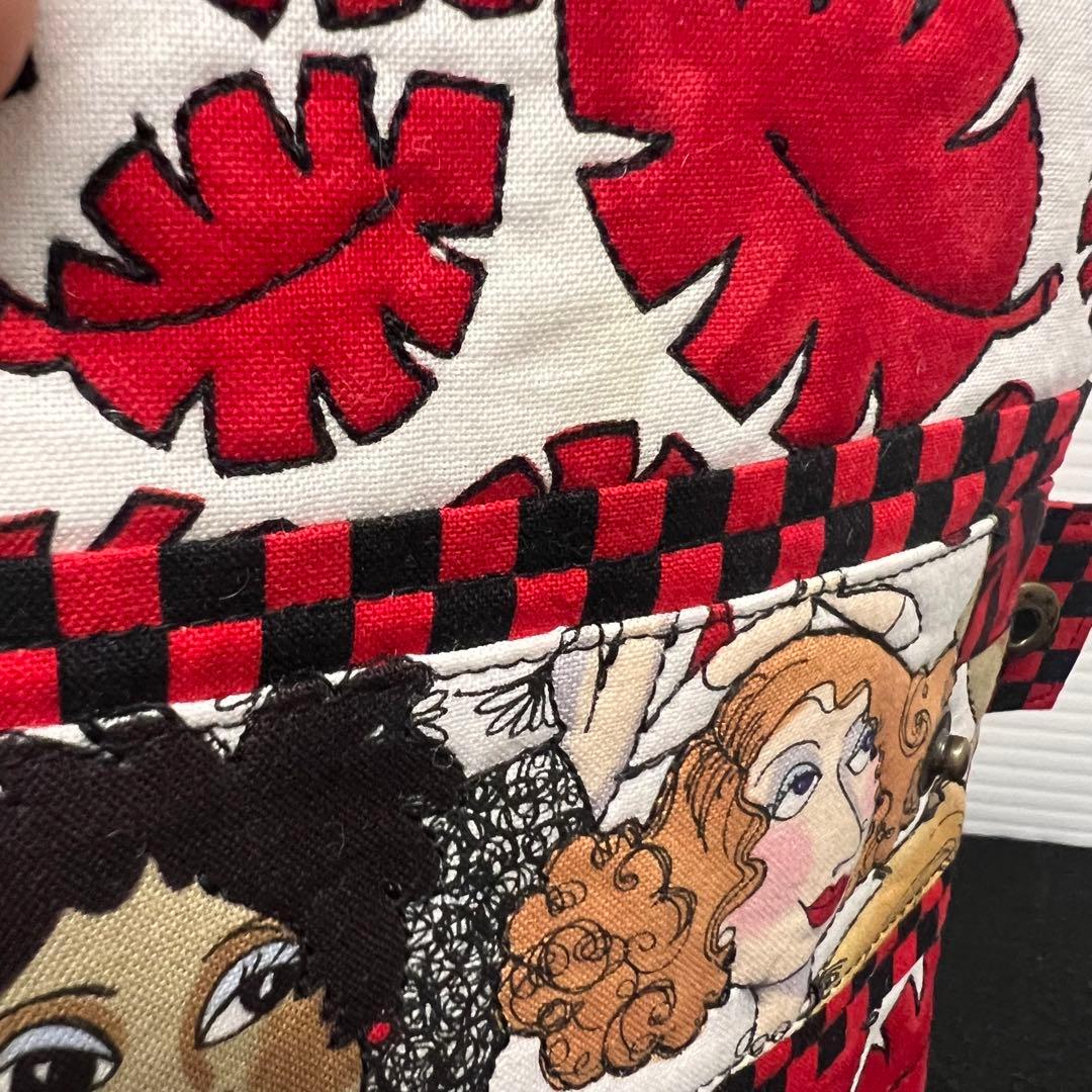 ロラライハリス(仮面レディ、サロンレディ)マルチケース(ノートカバー)