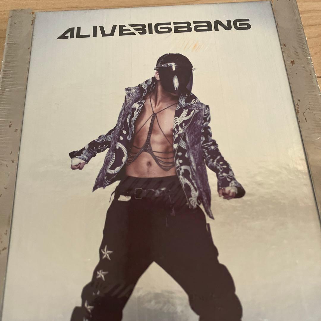 【新品未開封】韓国　SEUNGRI ALIVE スンリ CD トレカ