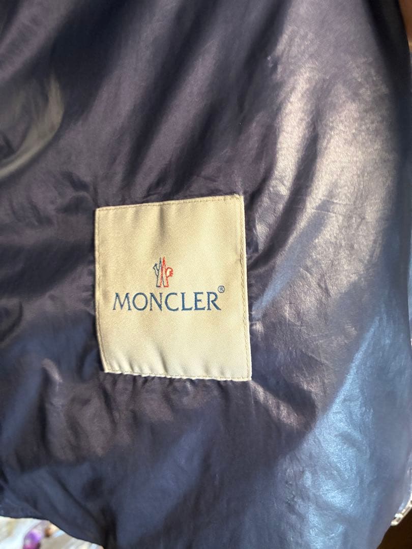 Moncler GERARD GILET キルトパネル ダウンベスト