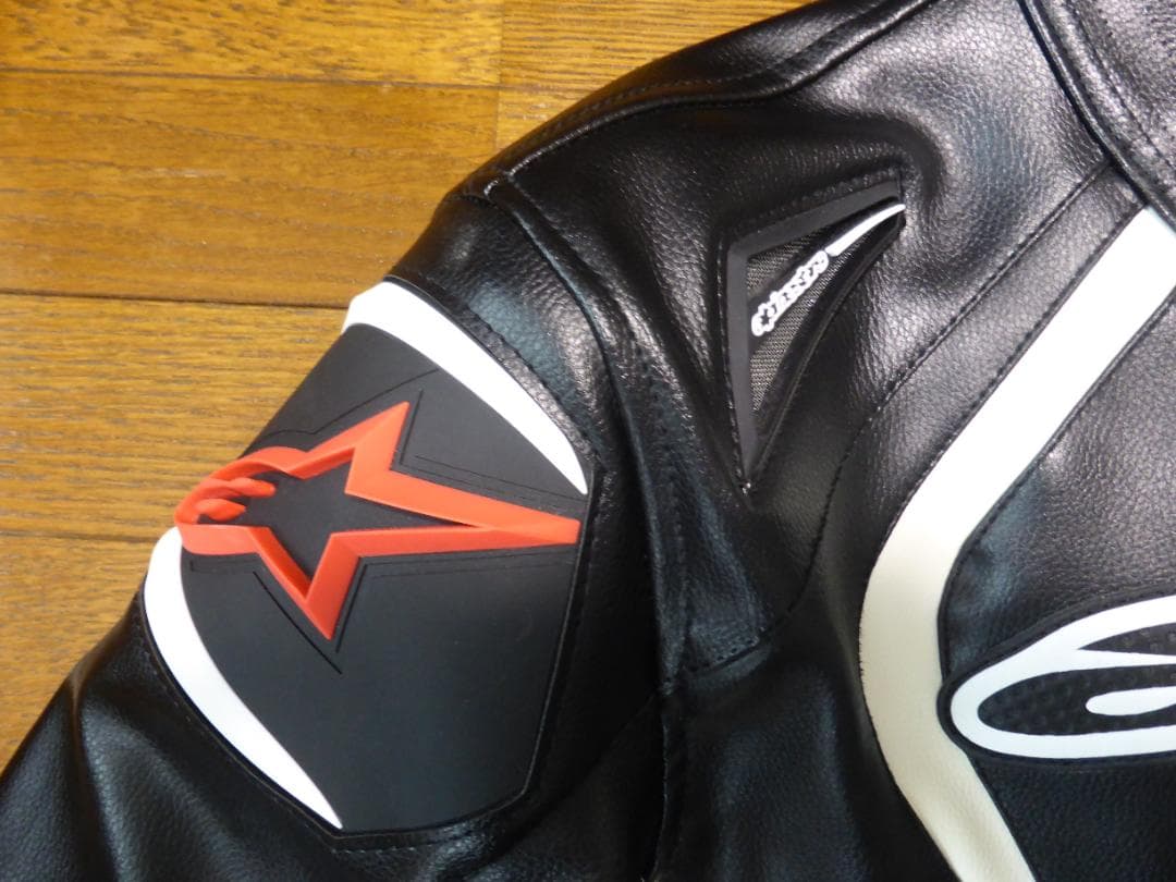 Alpinestars レザージャケット ブラック プロテクター付き PUレザー