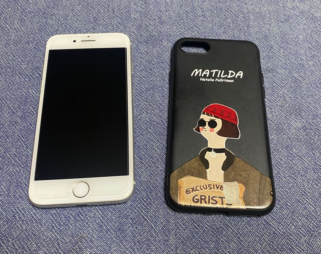 iPhone8 ホワイト　64G SIMフリー　美品