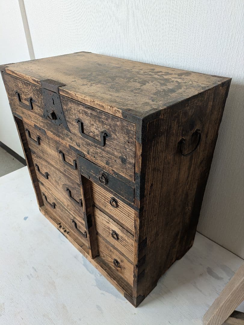 小ぶり木製和風箪笥 8引き出し