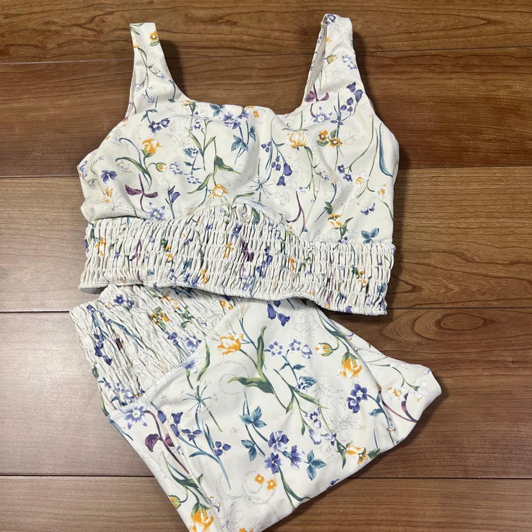 SUKALA ヨガウェア ブラトップ レギンス　ボタニカルシャーリング