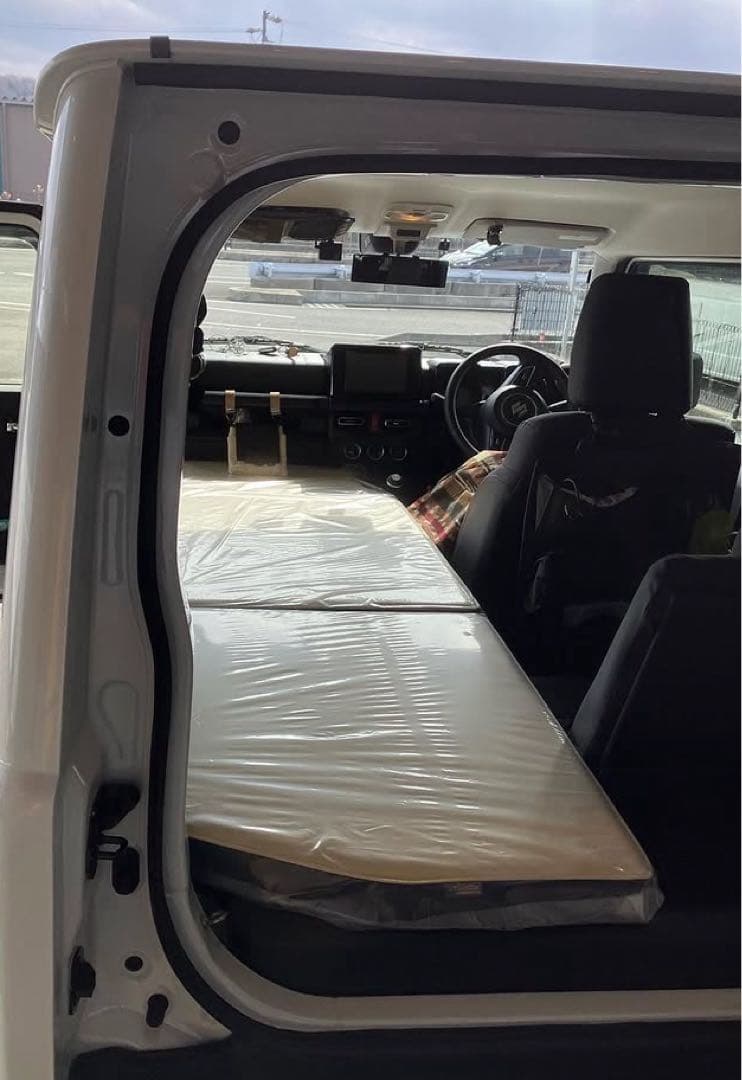 トイファクトリー　ジムニー専用　フルフラットベッドキット［ハーフサイズ］