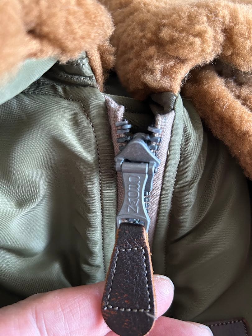 U.S. AIR FORCE ボンバージャケット オリーブ