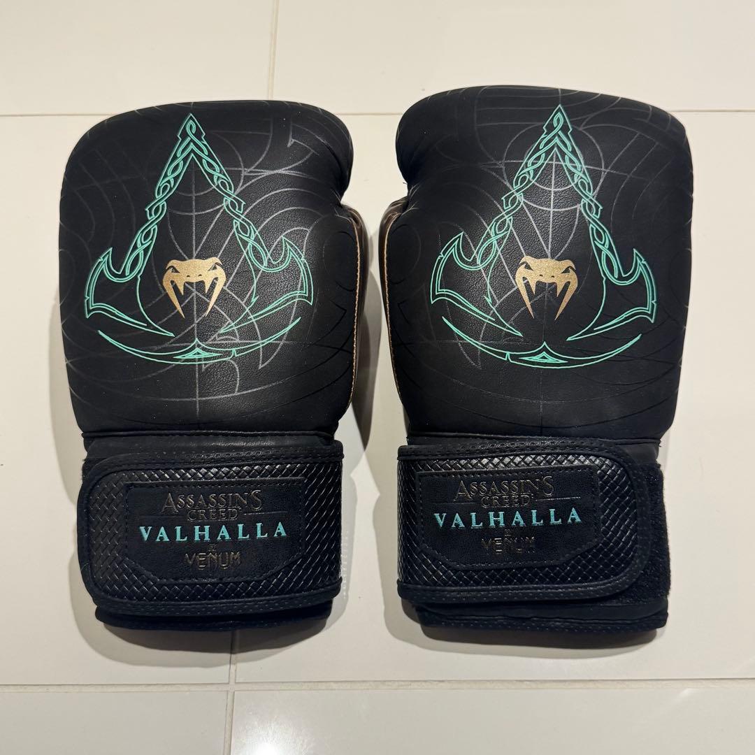Venum アサシンクリード ボクシンググローブ