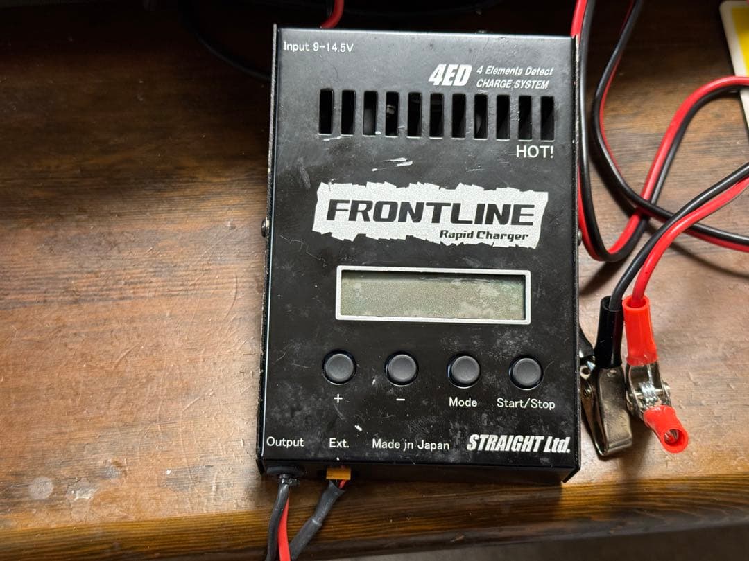 ガ*ン様 ストレート フロントライン Ver2.0 充電器 ミニ四駆 ミニッツ