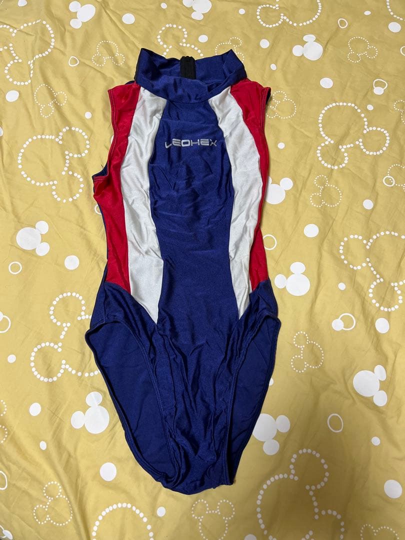 LEOHEX スポーツ用水着 Mサイズ 青/赤/白