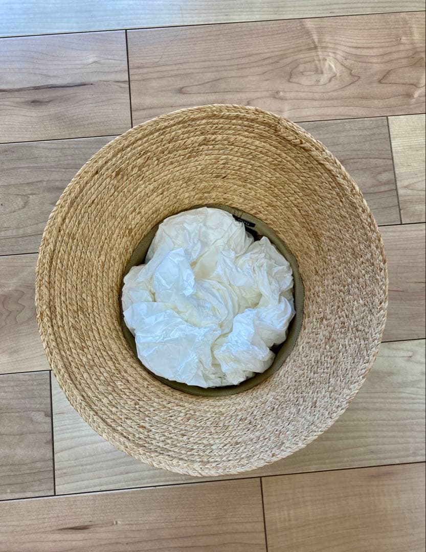 ミュウミュウ　新作ハット　カーキ