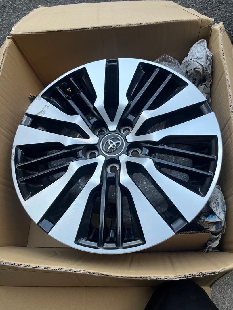 【1本】アルファード　30後期　18インチ