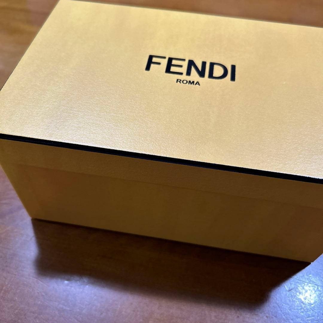 fendi フェンディ　キーホルダー　キーケース　チャーム