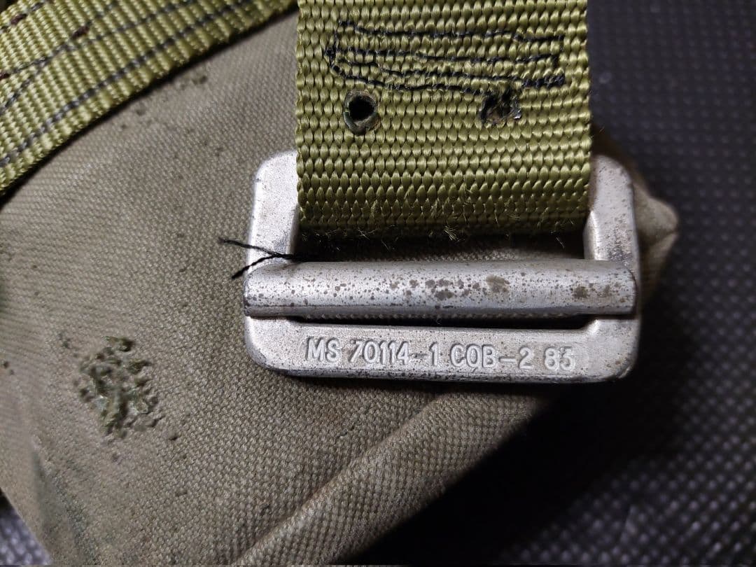 南アフリカ軍 希少 ワンオフ ローカルメイド 水筒 ベルトポーチ