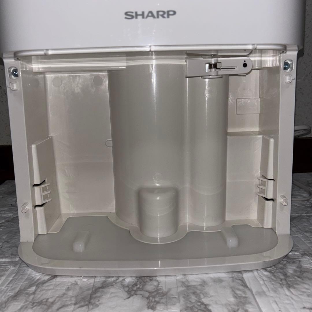 【2018年製】SHARP衣類乾燥除湿機　CV-G71-W